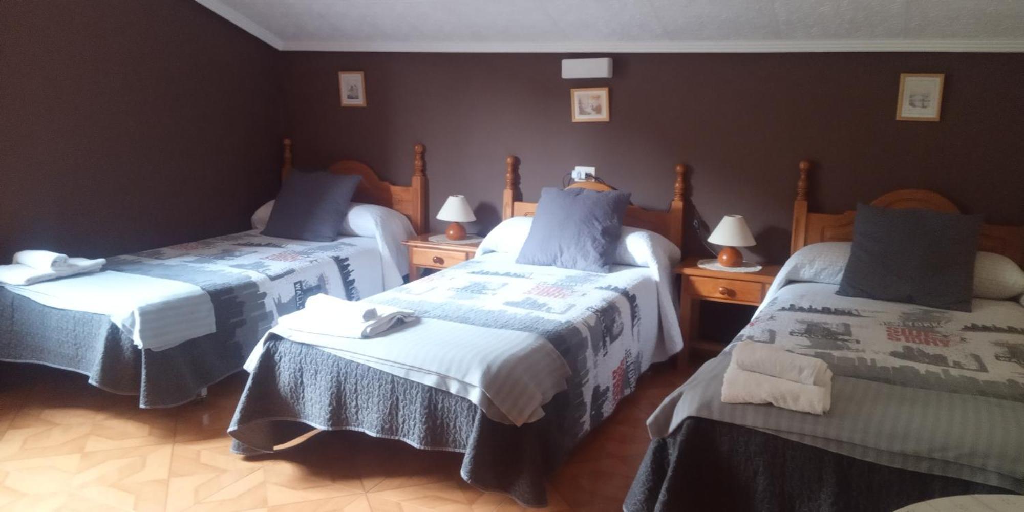 Hostal La Collada De Aralla *
